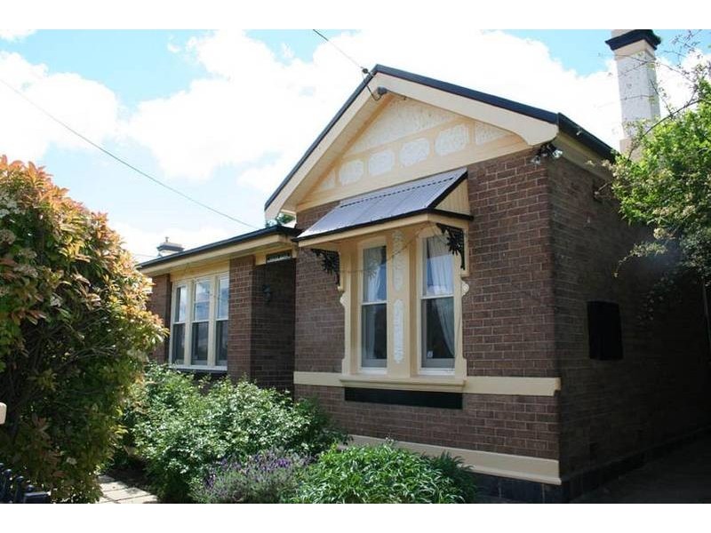 106 Clinton Street, Orange NSW 2800
