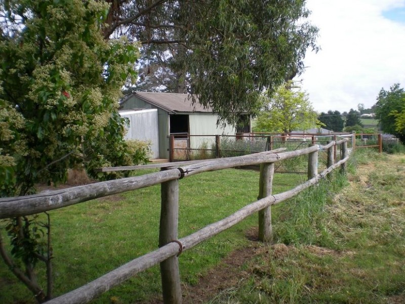 63A Forest Reefs Road, Millthorpe NSW 2798