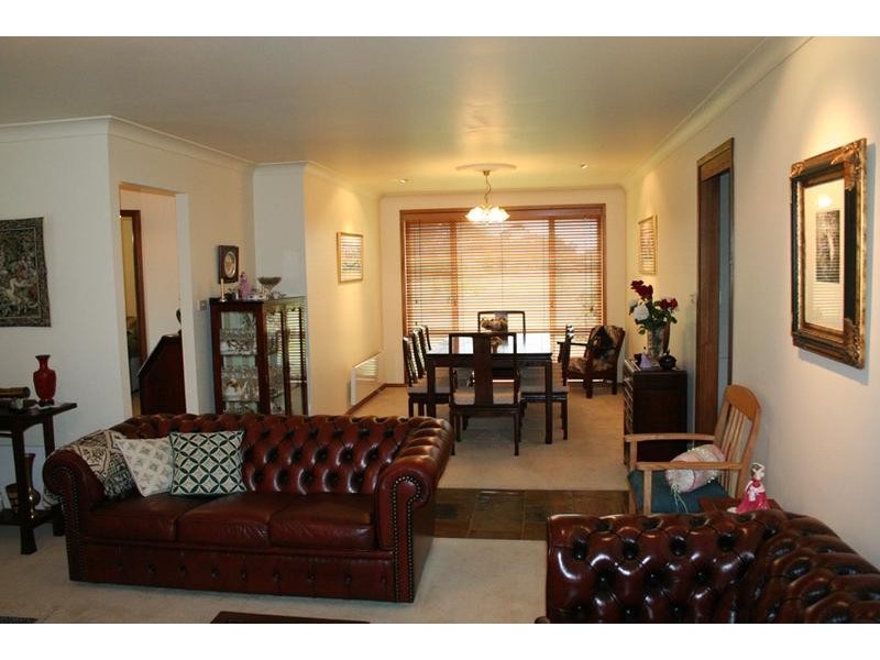 1753 Burrendong Way, Orange NSW 2800