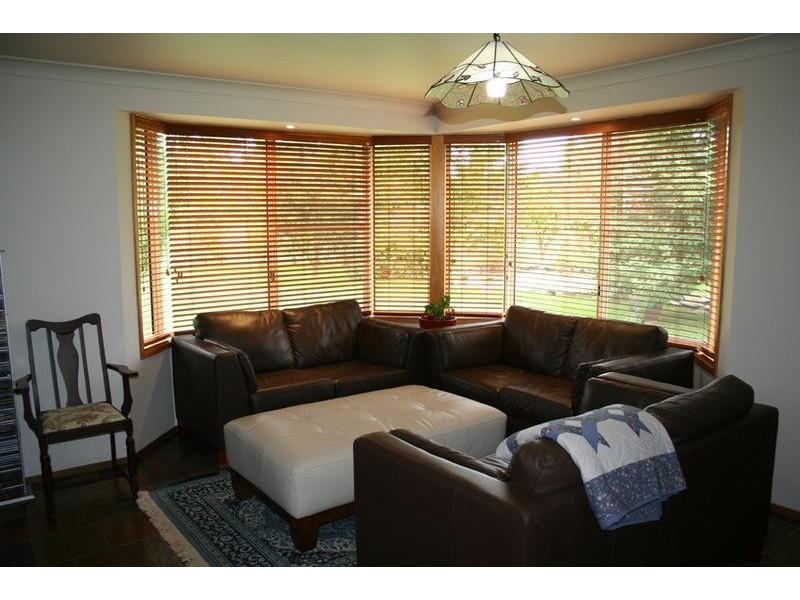 1753 Burrendong Way, Orange NSW 2800
