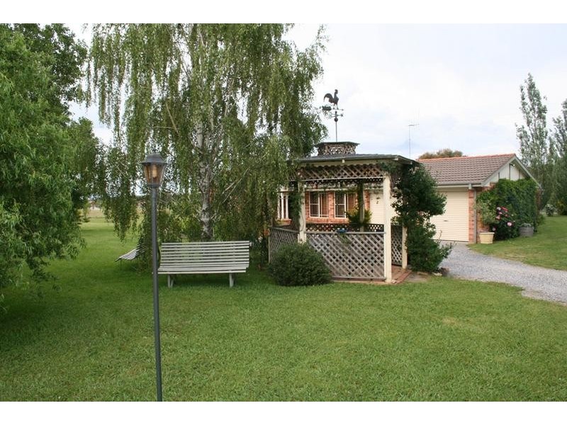1753 Burrendong Way, Orange NSW 2800