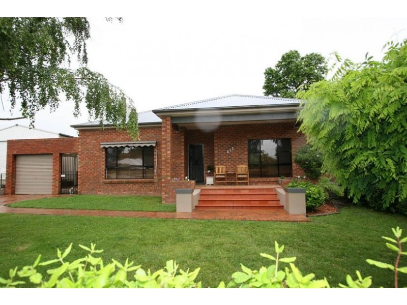 372 Lords Place, Orange NSW 2800