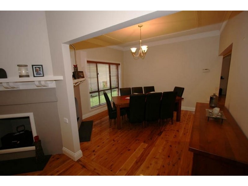 372 Lords Place, Orange NSW 2800