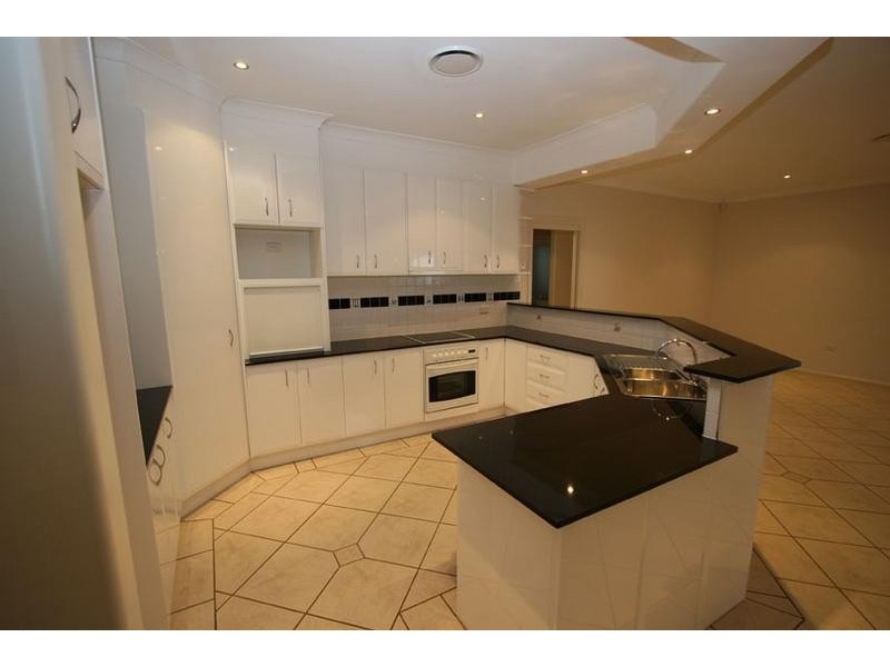 3 Gilroy Place, Orange NSW 2800