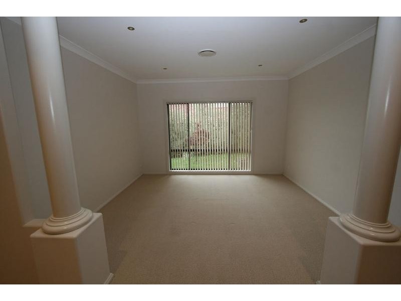 3 Gilroy Place, Orange NSW 2800