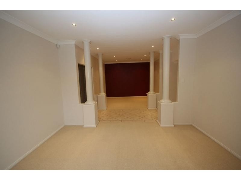 3 Gilroy Place, Orange NSW 2800