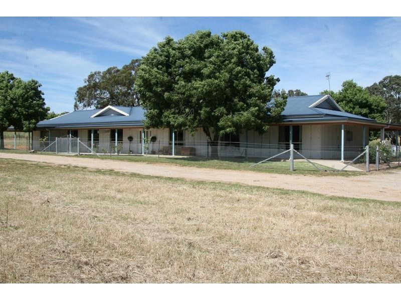 58 Jason Street, Molong NSW 2866