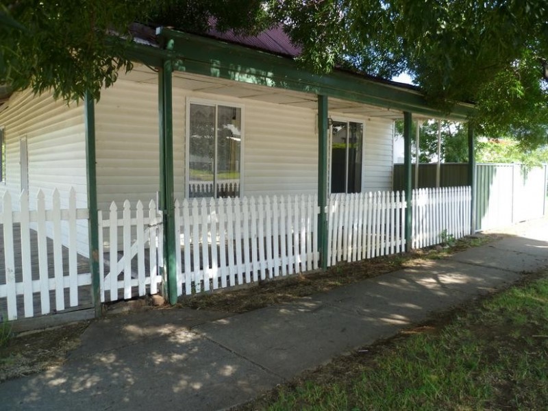 36 Gidley Street, Molong NSW 2866