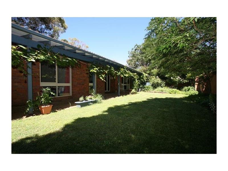 16 Thoopara Place, Orange NSW 2800