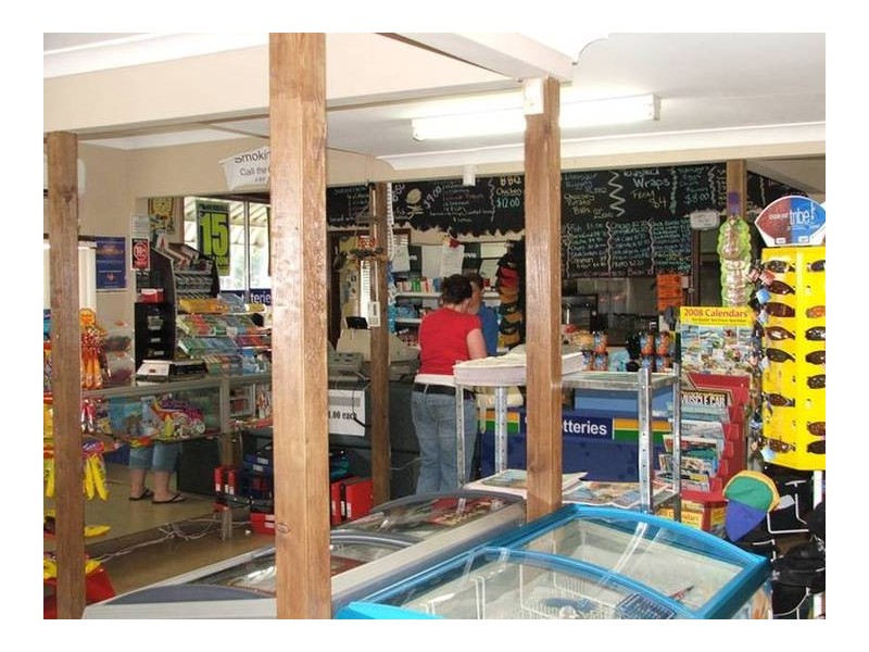 - Kiewa Street, Manildra NSW 2865
