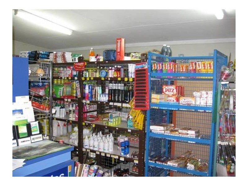 - Kiewa Street, Manildra NSW 2865