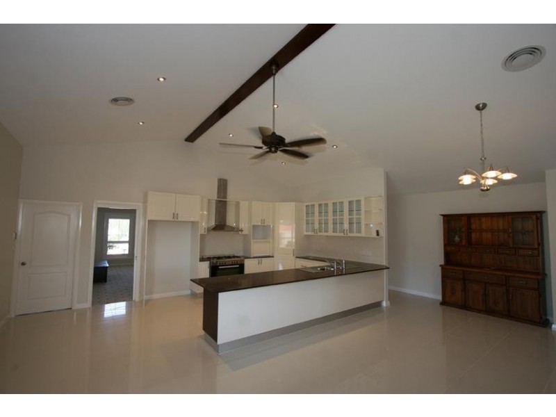 42 Farrell Road, Orange NSW 2800