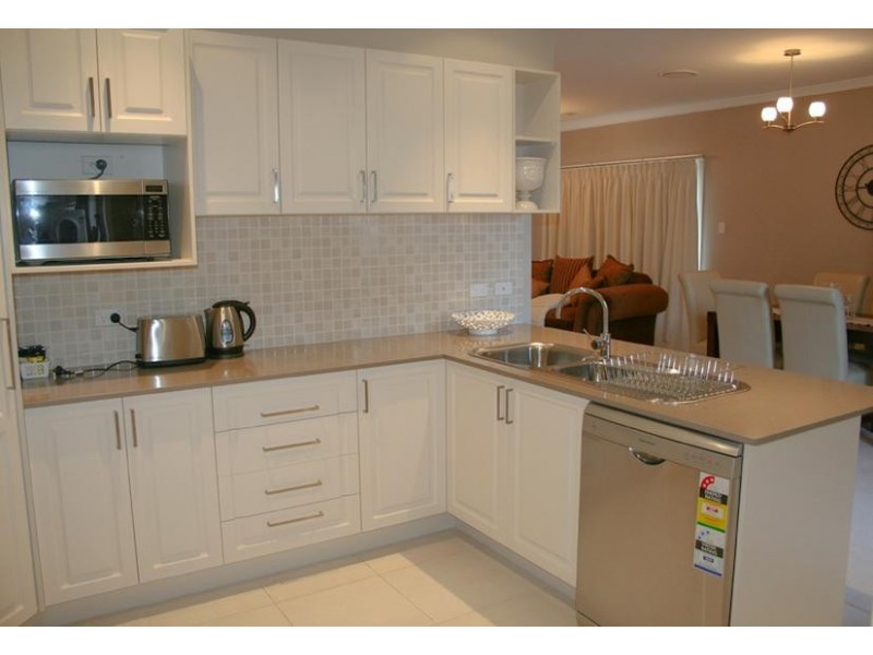 1 & 2/105 March Street, Orange NSW 2800