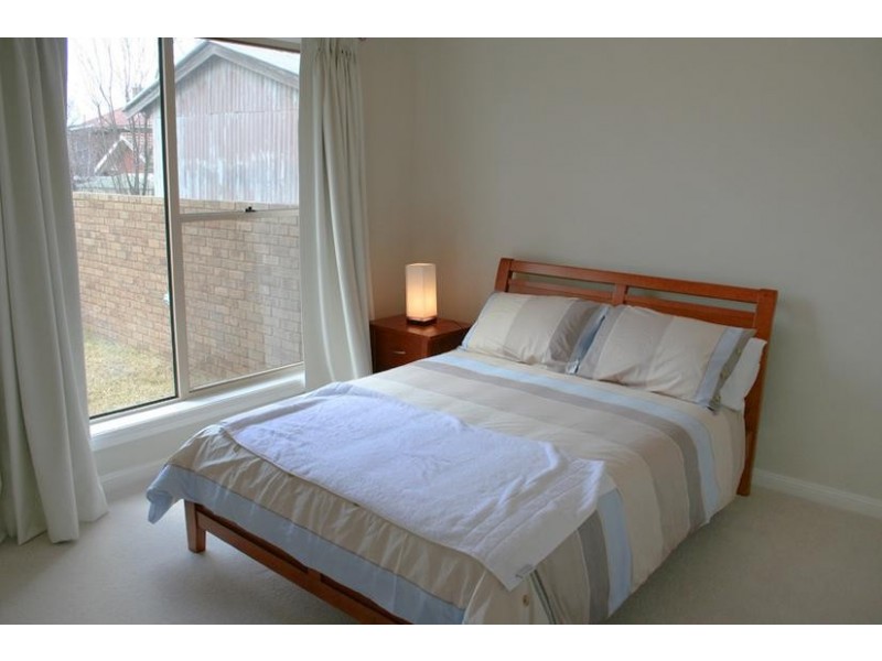 1 & 2/105 March Street, Orange NSW 2800