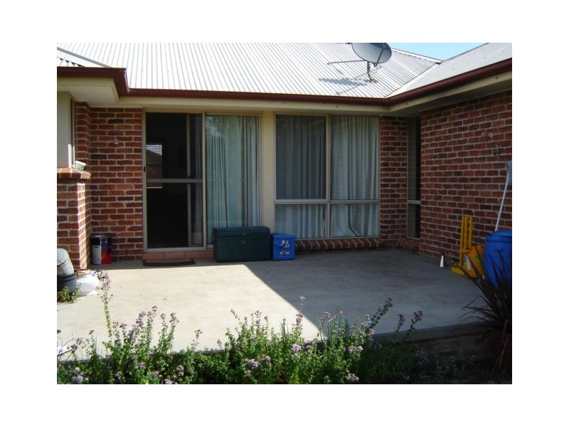 13 Lane Street, Blayney NSW 2799