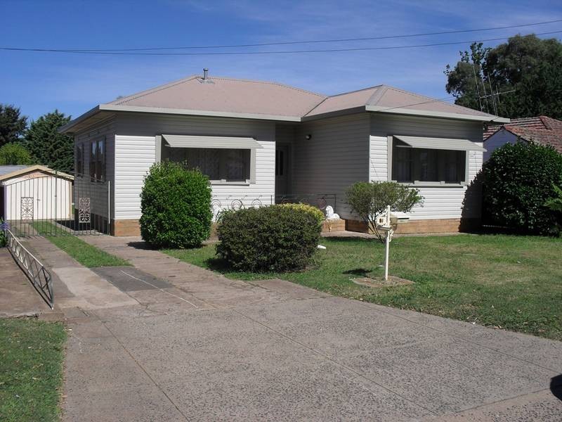 84 Kenna Street, Orange NSW 2800