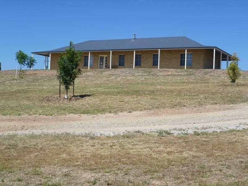2154 Euchareena Road, Molong NSW 2866