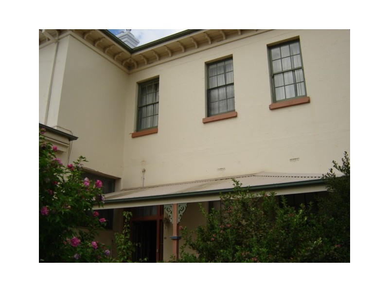 60 Adelaide Street, Blayney NSW 2799