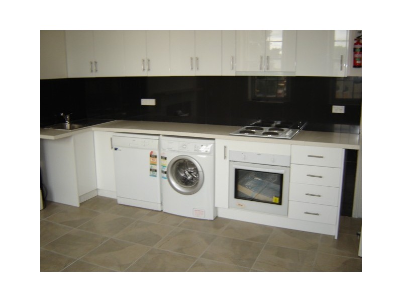 60 Adelaide Street, Blayney NSW 2799