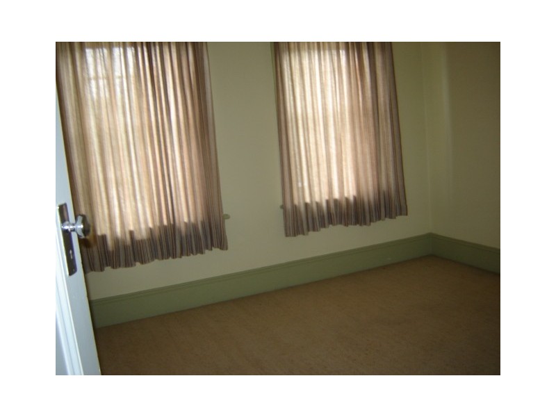 60 Adelaide Street, Blayney NSW 2799