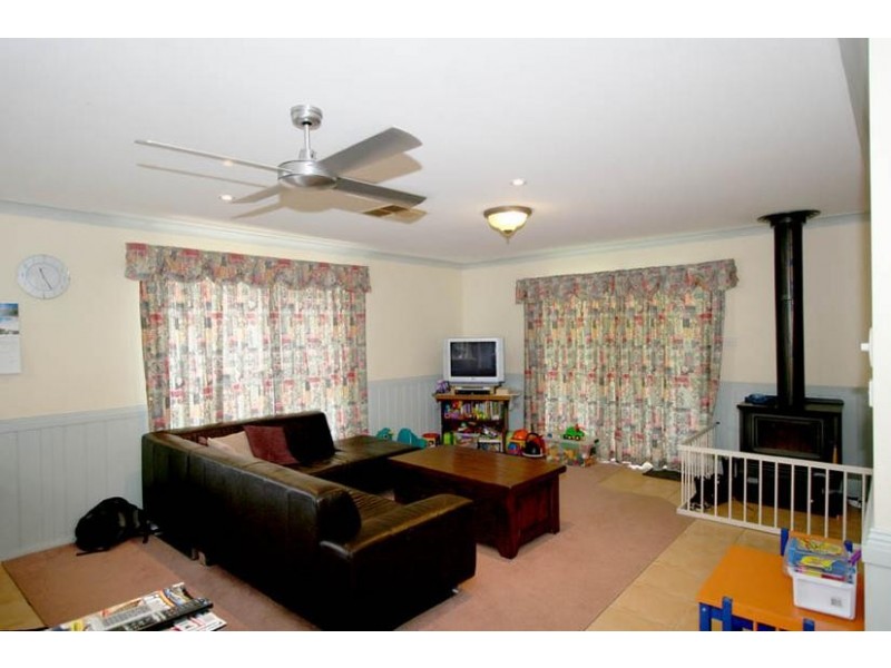 4 Hutton Street, Orange NSW 2800