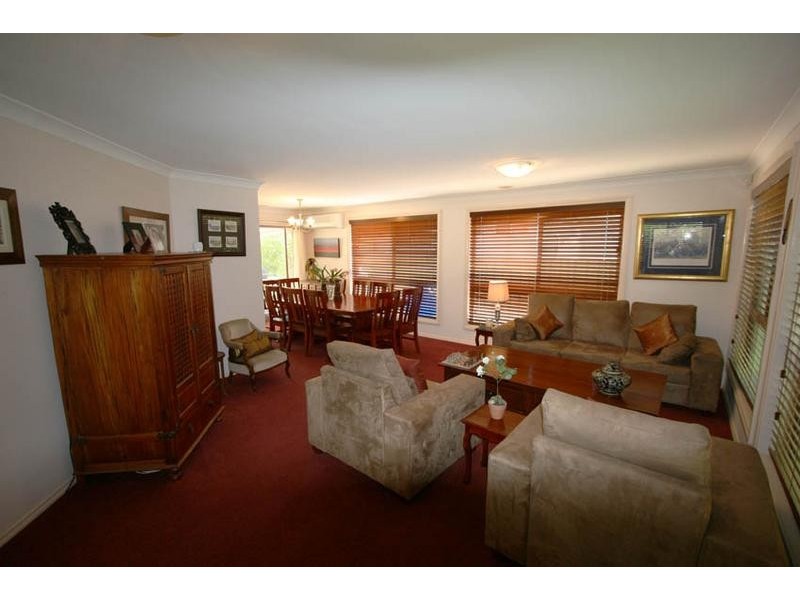 19 Agland Crescent, Orange NSW 2800