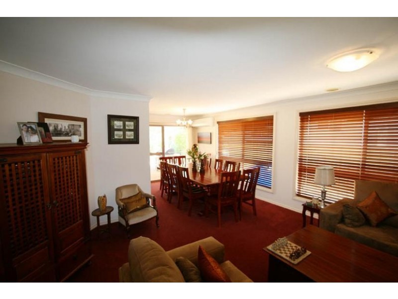 19 Agland Crescent, Orange NSW 2800