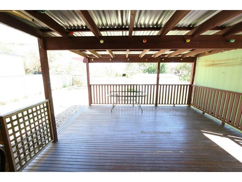11 Crinoline Street, Orange NSW 2800