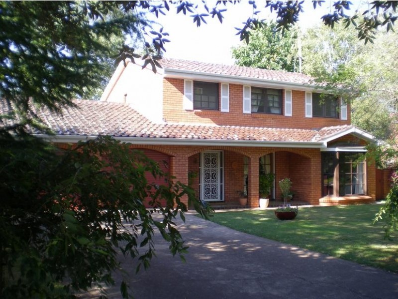 47 Coronation Drive, Orange NSW 2800