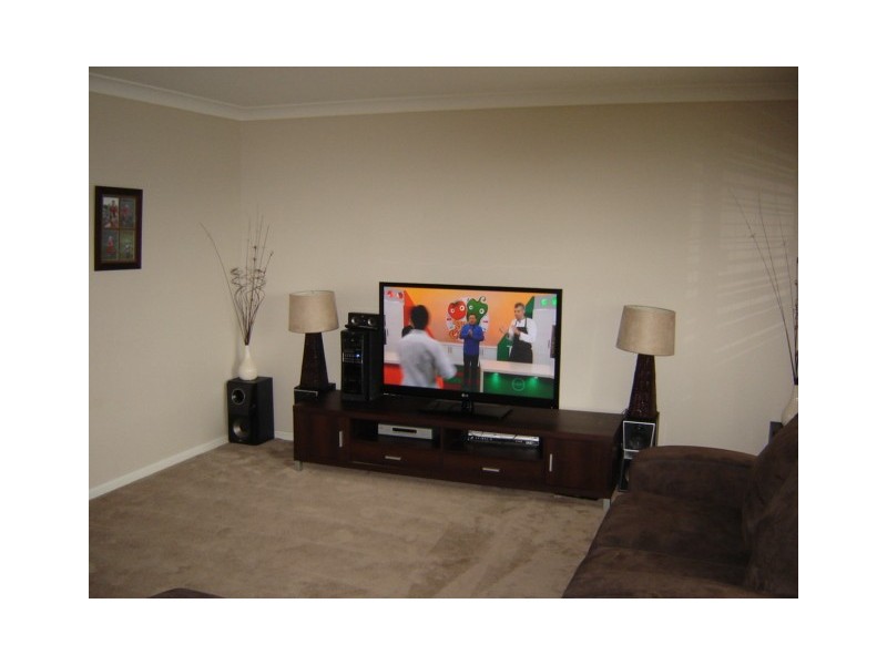 17 Raphael Street, Blayney NSW 2799