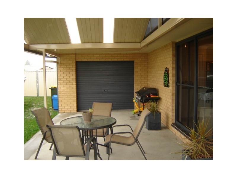 17 Raphael Street, Blayney NSW 2799