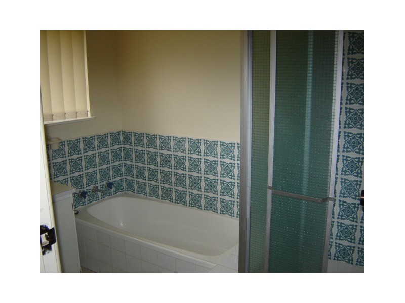 18 Euroka Place, Blayney NSW 2799