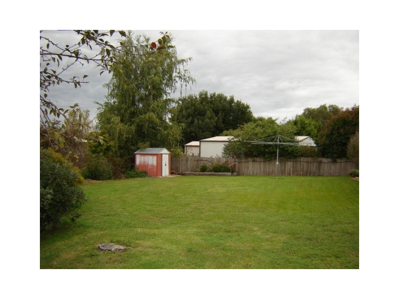 18 Euroka Place, Blayney NSW 2799