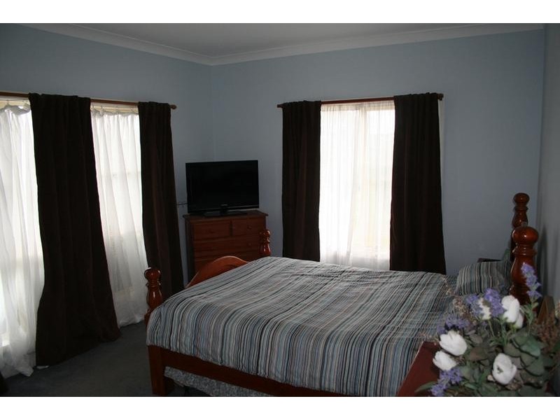 57 Anderson Road, Spring Hill NSW 2800