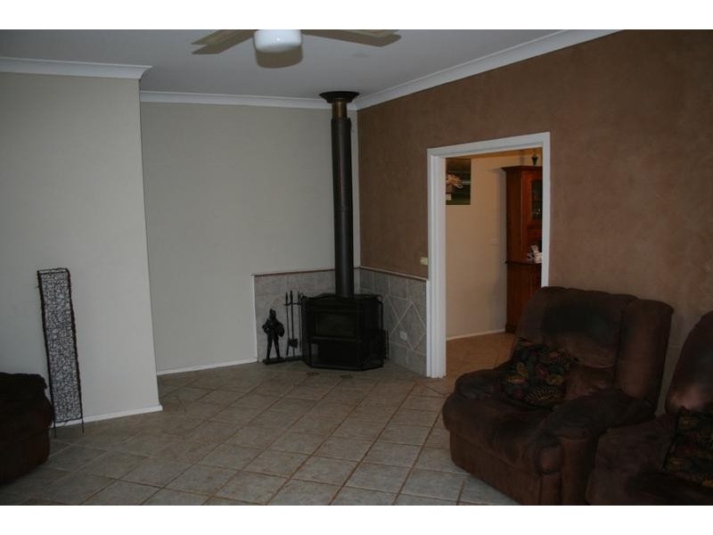 57 Anderson Road, Spring Hill NSW 2800