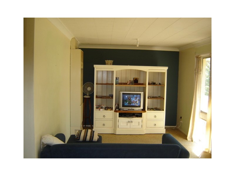 6 Euroka Place, Blayney NSW 2799