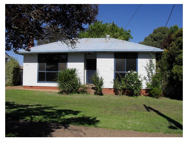 164 Clinton Street, Orange NSW 2800