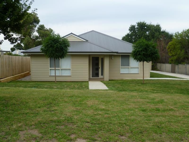15 Molong Street, Molong NSW 2866
