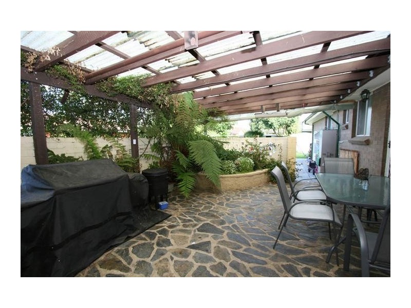 9 Torrens Street, Blayney NSW 2799