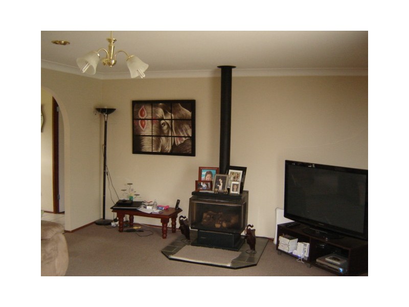 13 Somers Place, Blayney NSW 2799