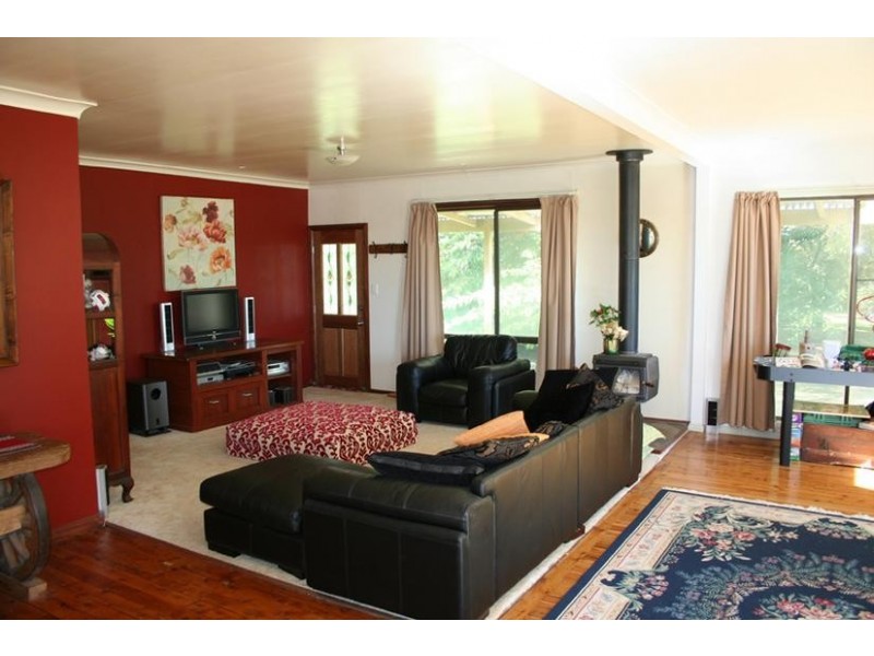146 Forest Road, Spring Hill NSW 2800