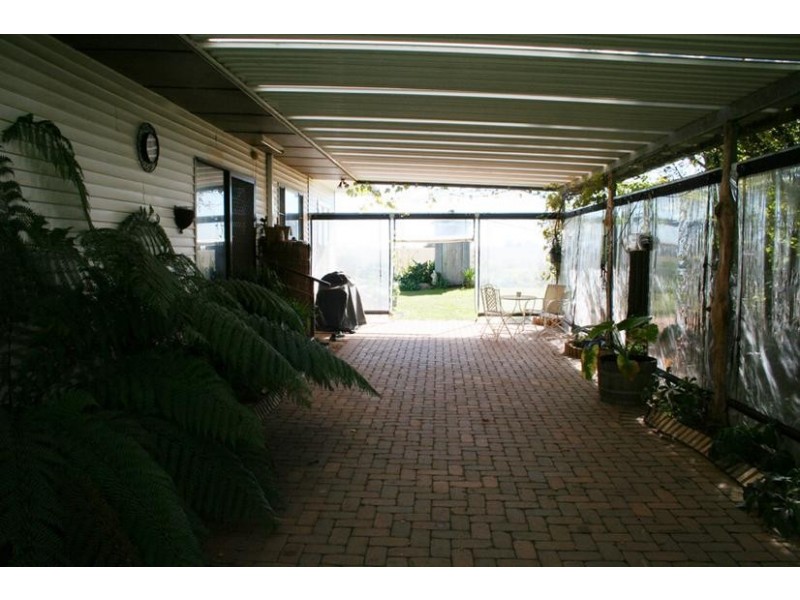 146 Forest Road, Spring Hill NSW 2800
