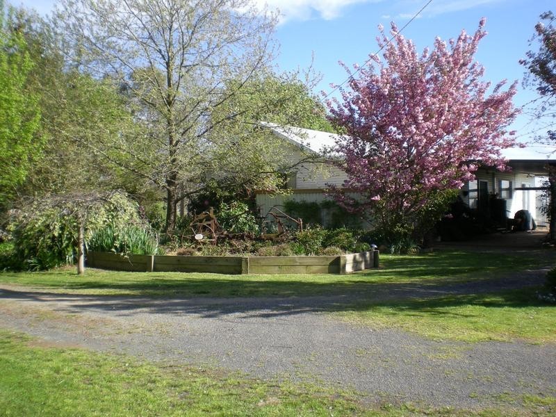 146 Forest Road, Spring Hill NSW 2800
