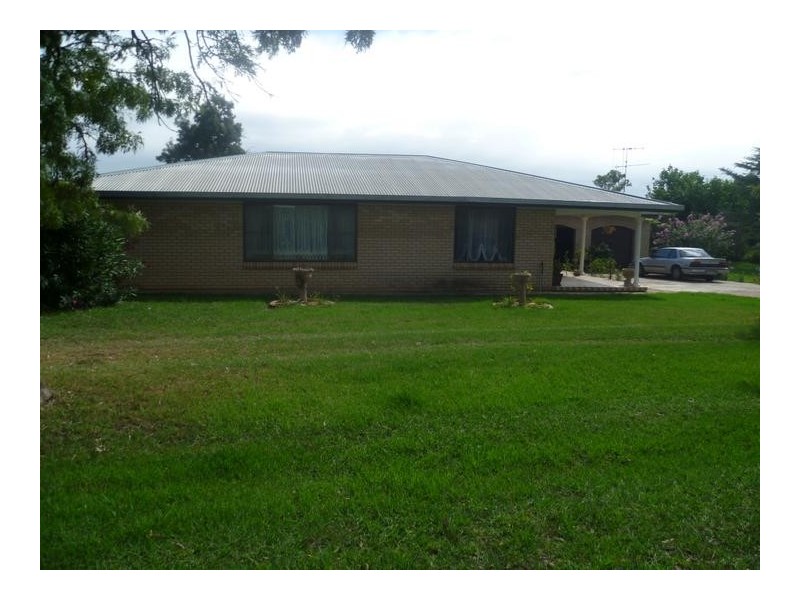39 Tremaine Drive, Yeoval NSW 2868