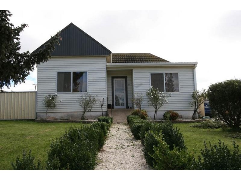 23 Plumb Street, Blayney NSW 2799