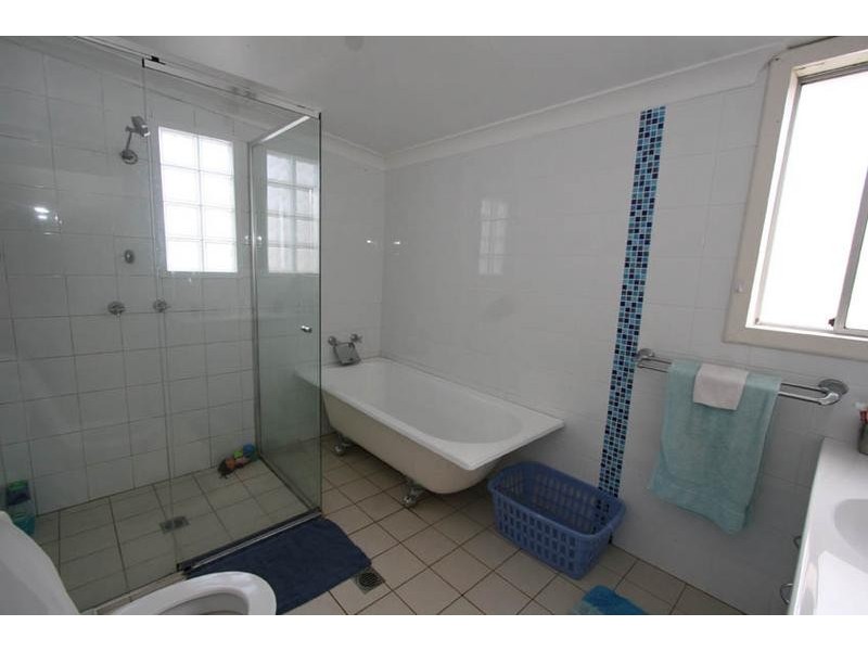 23 Plumb Street, Blayney NSW 2799