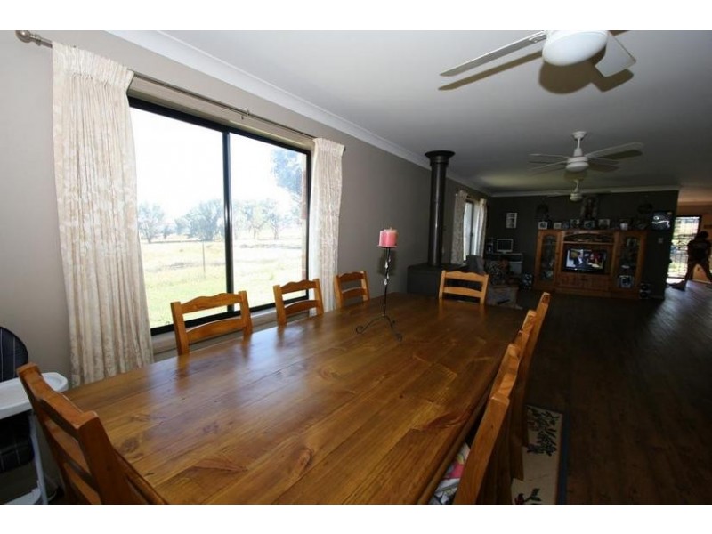 323 Garra Road, Molong NSW 2866