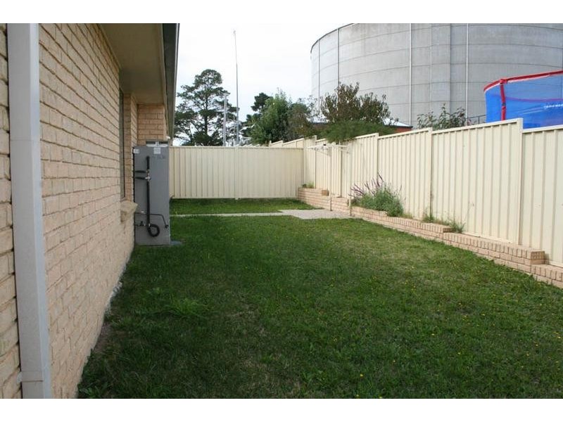 2/54 Amana Circuit, Orange NSW 2800