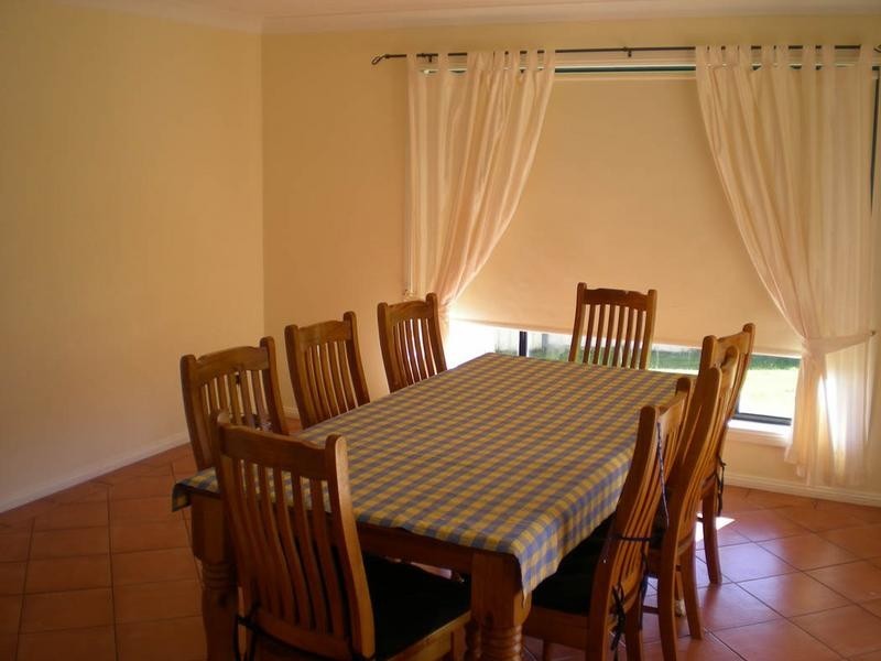 27 Holman Way, Orange NSW 2800