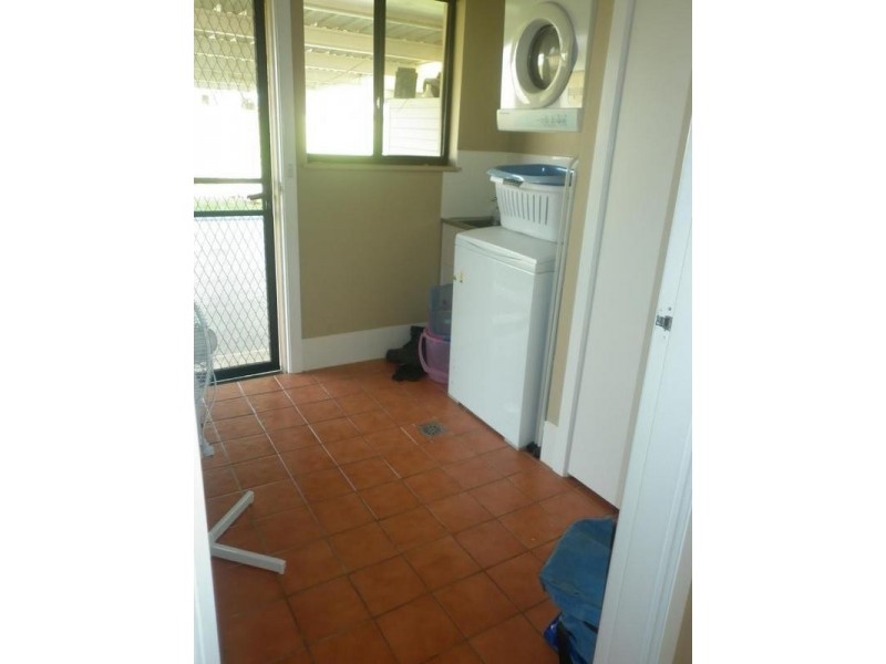 42 Park Street, Molong NSW 2866